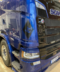 Alternative view of Scania NG põseplastikud S-kabiin